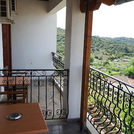 Hotel Defkalion Alli Meria Bagian luar foto