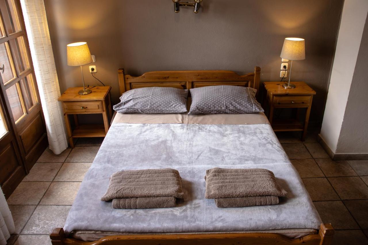 Hotel Defkalion Alli Meria Bagian luar foto