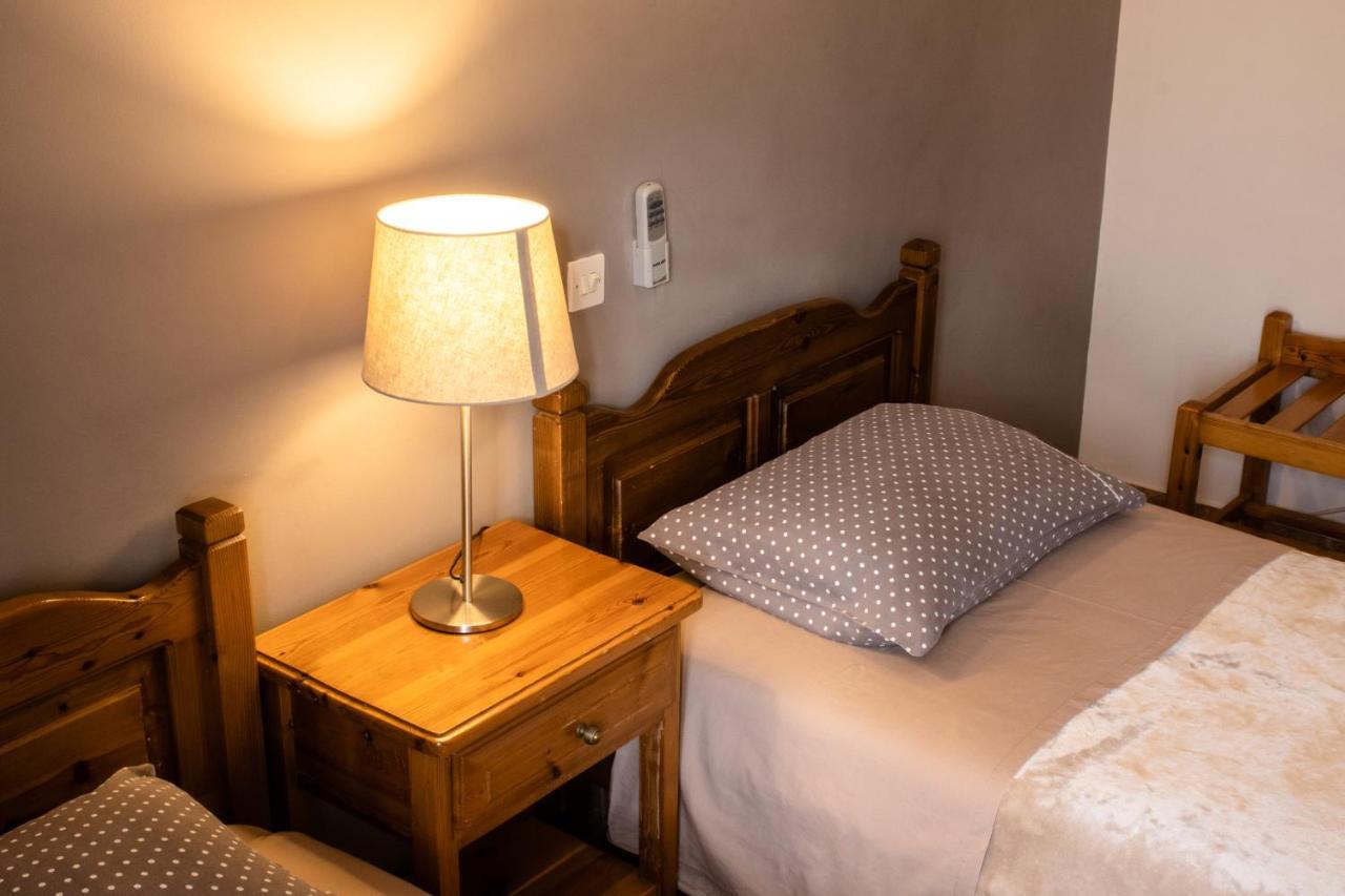 Hotel Defkalion Alli Meria Bagian luar foto