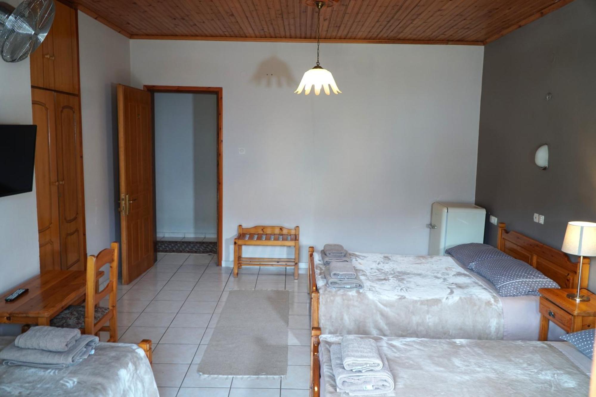 Hotel Defkalion Alli Meria Bagian luar foto