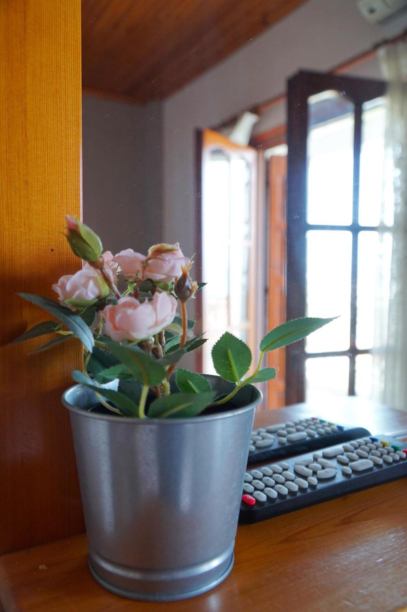 Hotel Defkalion Alli Meria Bagian luar foto