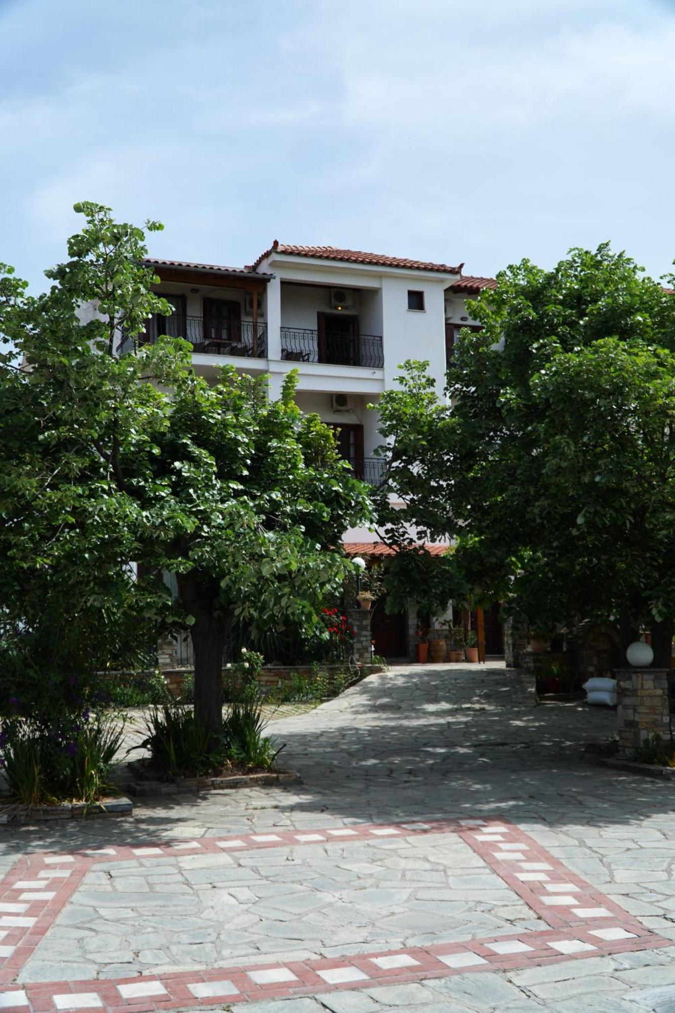 Hotel Defkalion Alli Meria Bagian luar foto